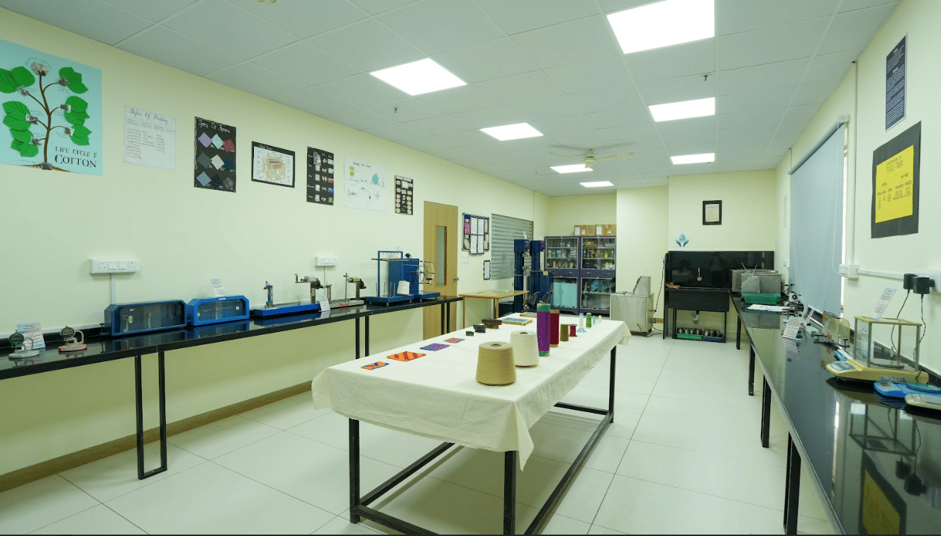 Indian Institute of Fashion Technology Bangalore Academic Building photo 15